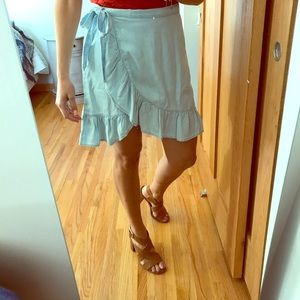 Adorable ruffle skirt